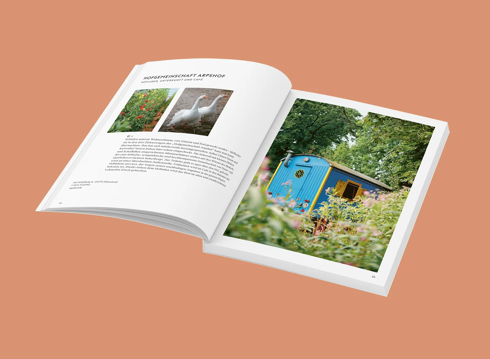 WE_Heide_Book_Mockup_offen p24-25_sw.jpg