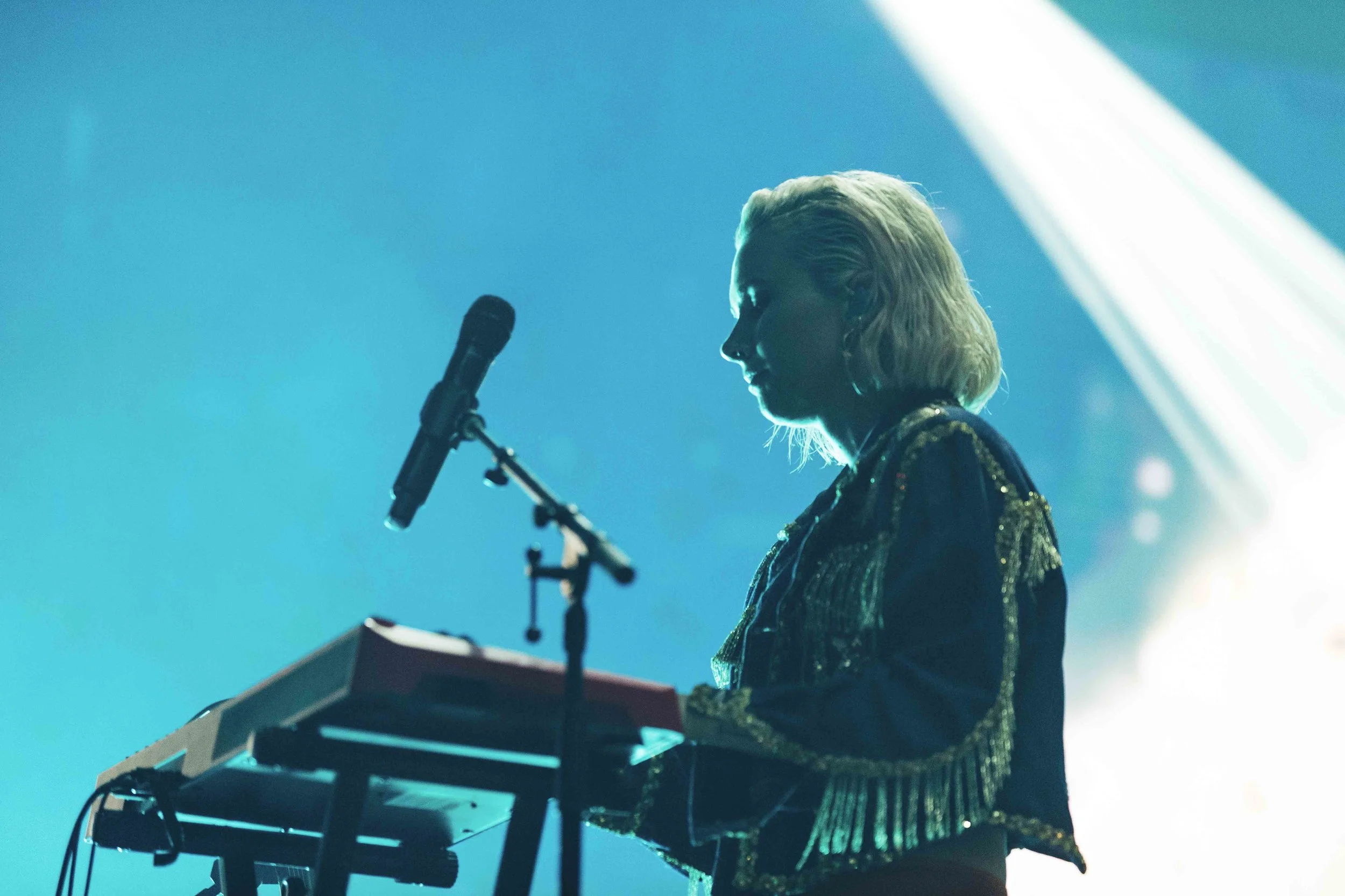 BROODS_LaurenConnelly3.jpg
