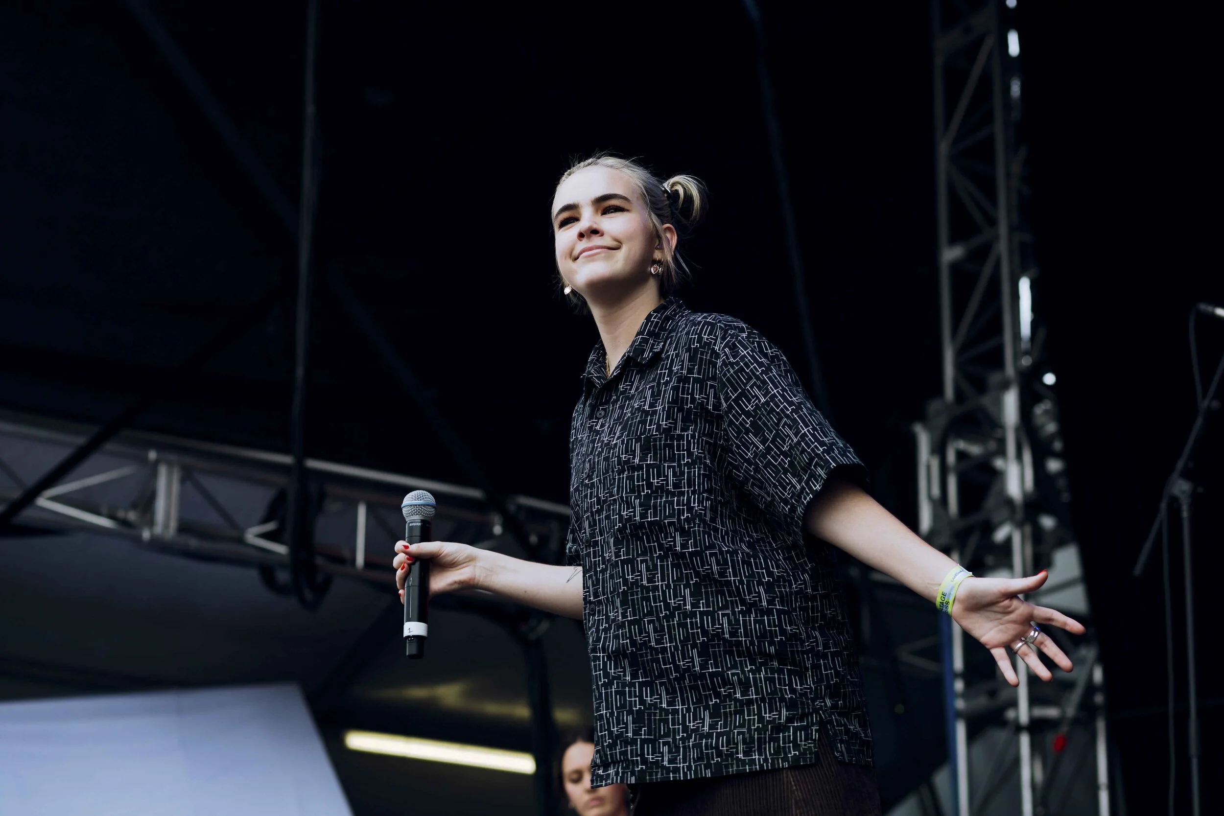 Benee_Laneway-Festival-Adelaide-2020_credit-Lauren-Connelly-2.jpg