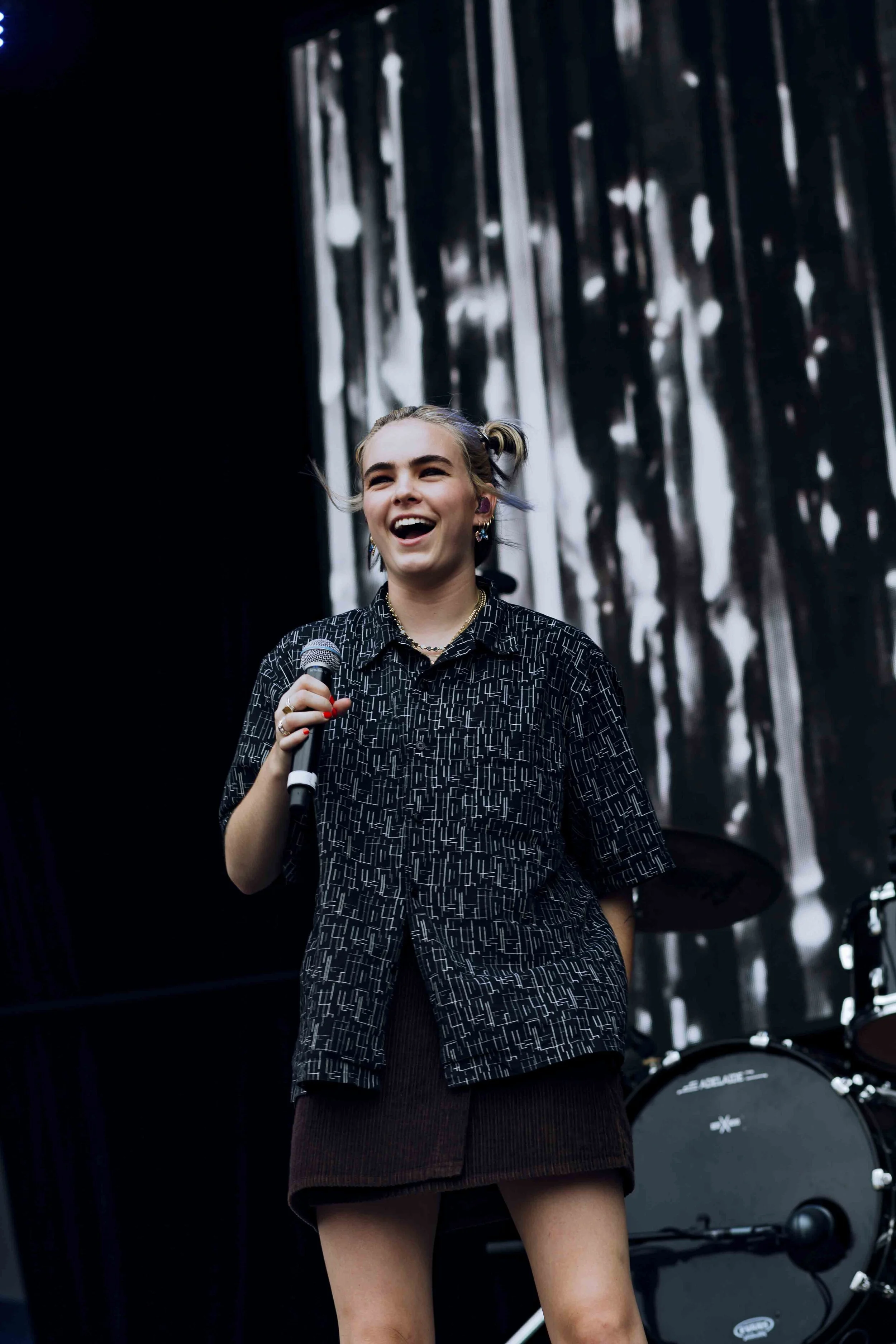 Benee_Laneway-Festival-Adelaide-2020_credit-Lauren-Connelly-1.jpg