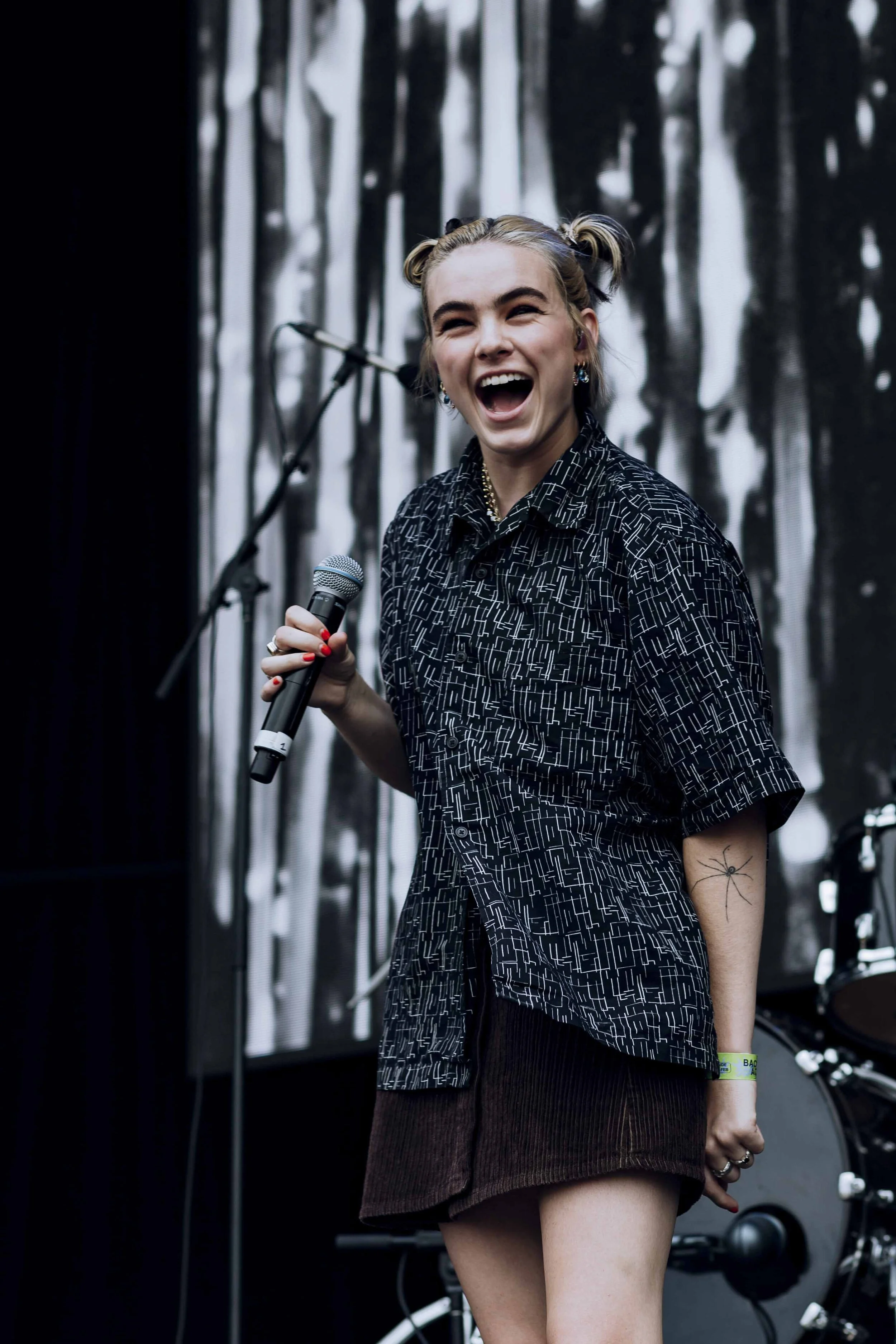 Benee_Laneway-Festival-Adelaide-2020_credit-Lauren-Connelly-6.jpg