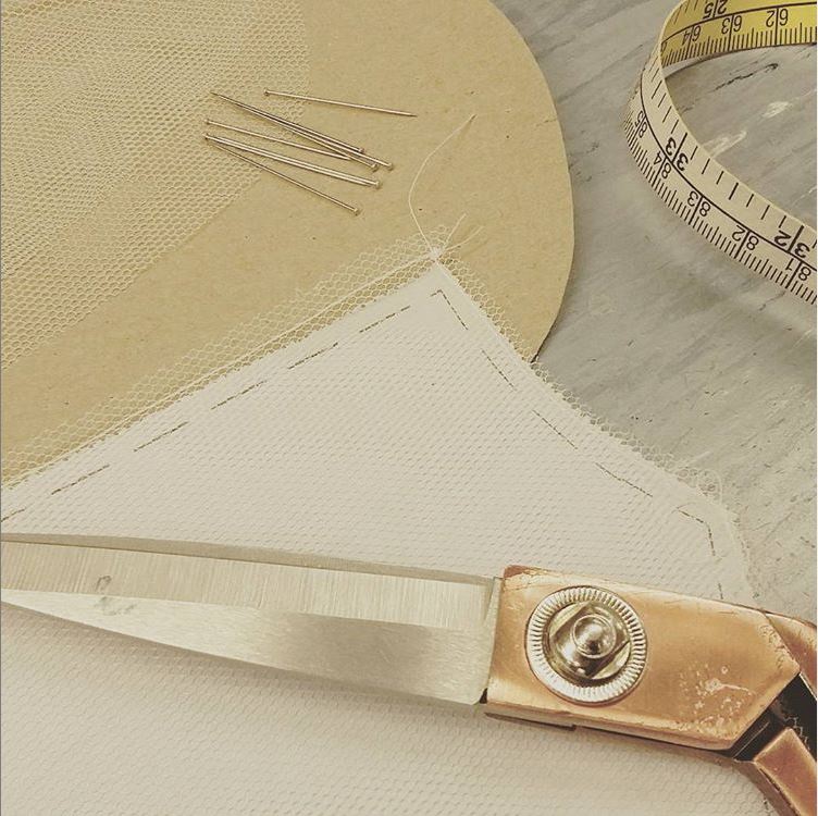 dot-n-cross-charlotte-louise-bridal-tools-scissors.JPG