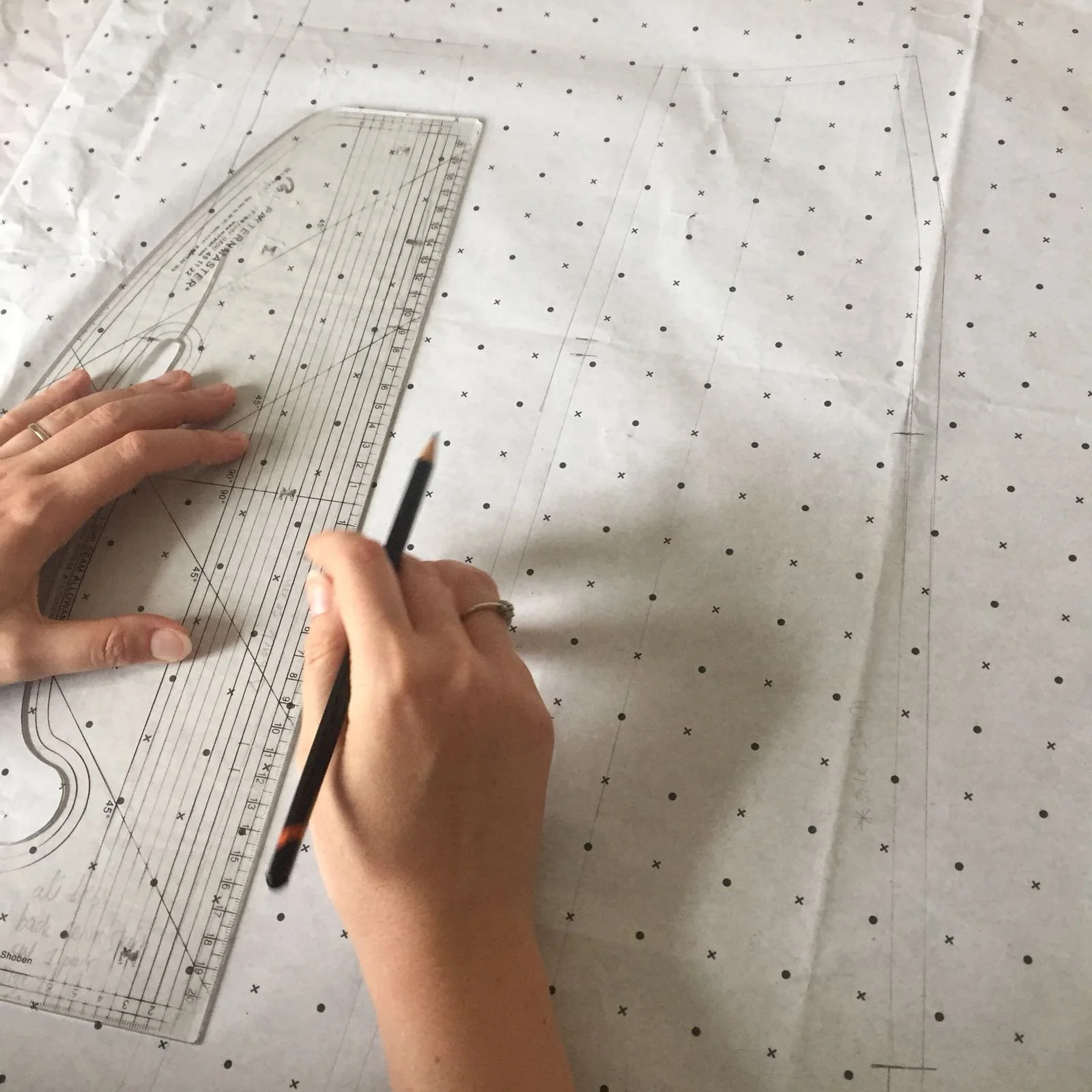 How To Trace A Pattern TRACE THE PATTERN FROM YOUR FAVOURITE TOP OR DRESS — Dot n Cross ...