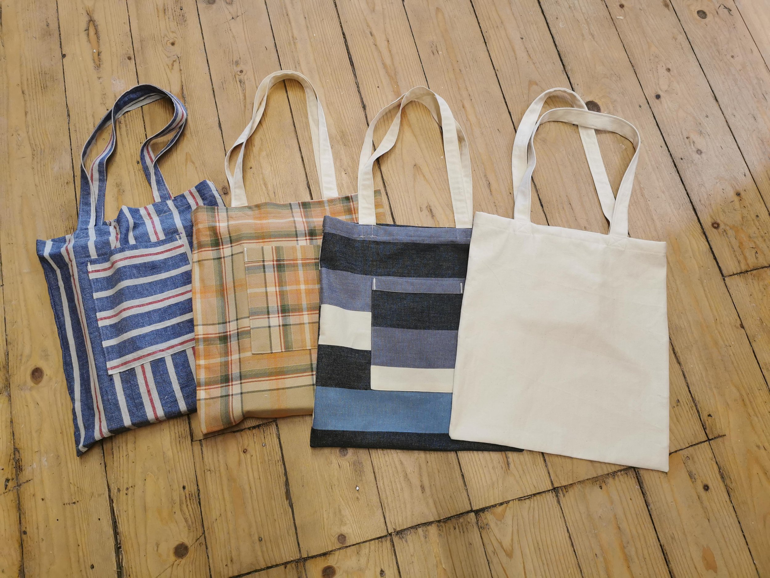 dot-n-cross-beginners-sewing-tote-bags.jpg