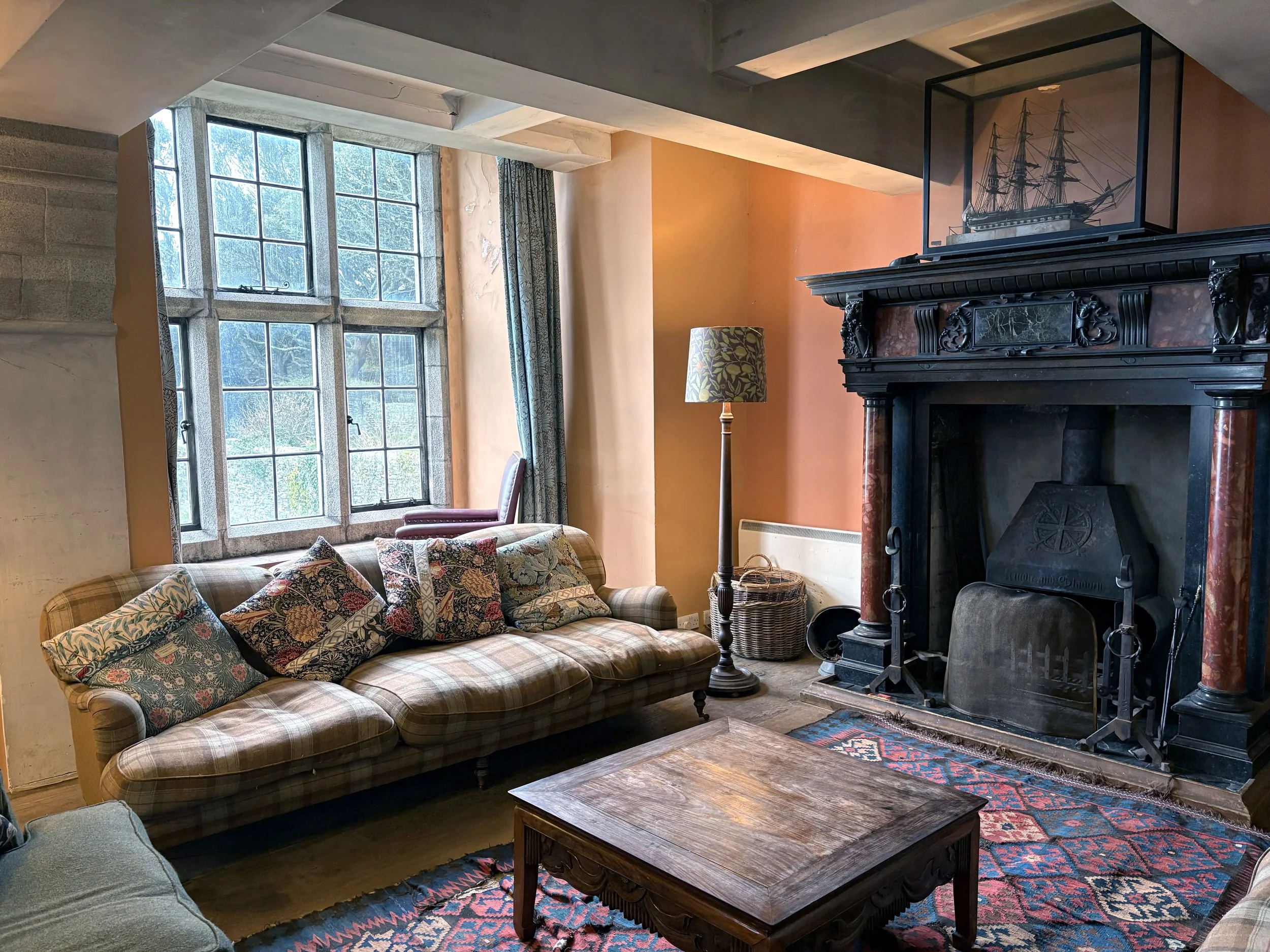 sewing-pattern-cutting-retreat-dot-n-cross (6).jpg