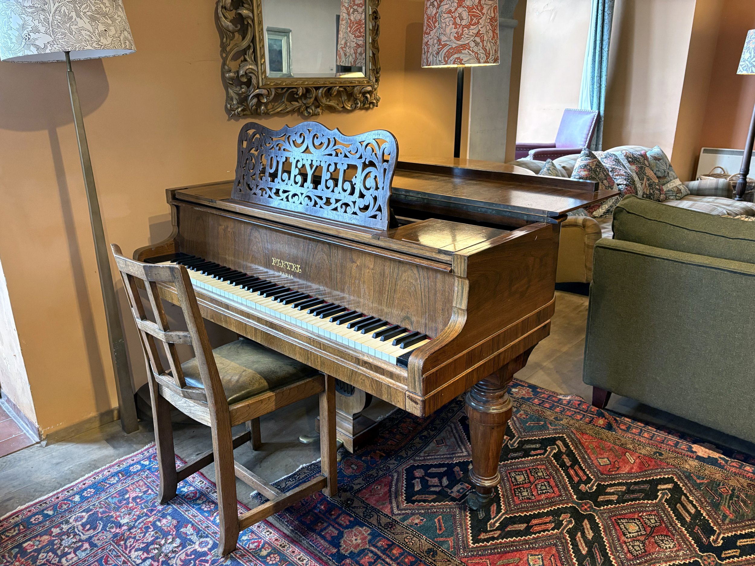 sewing-pattern-cutting-retreat-dot-n-cross (7).jpg