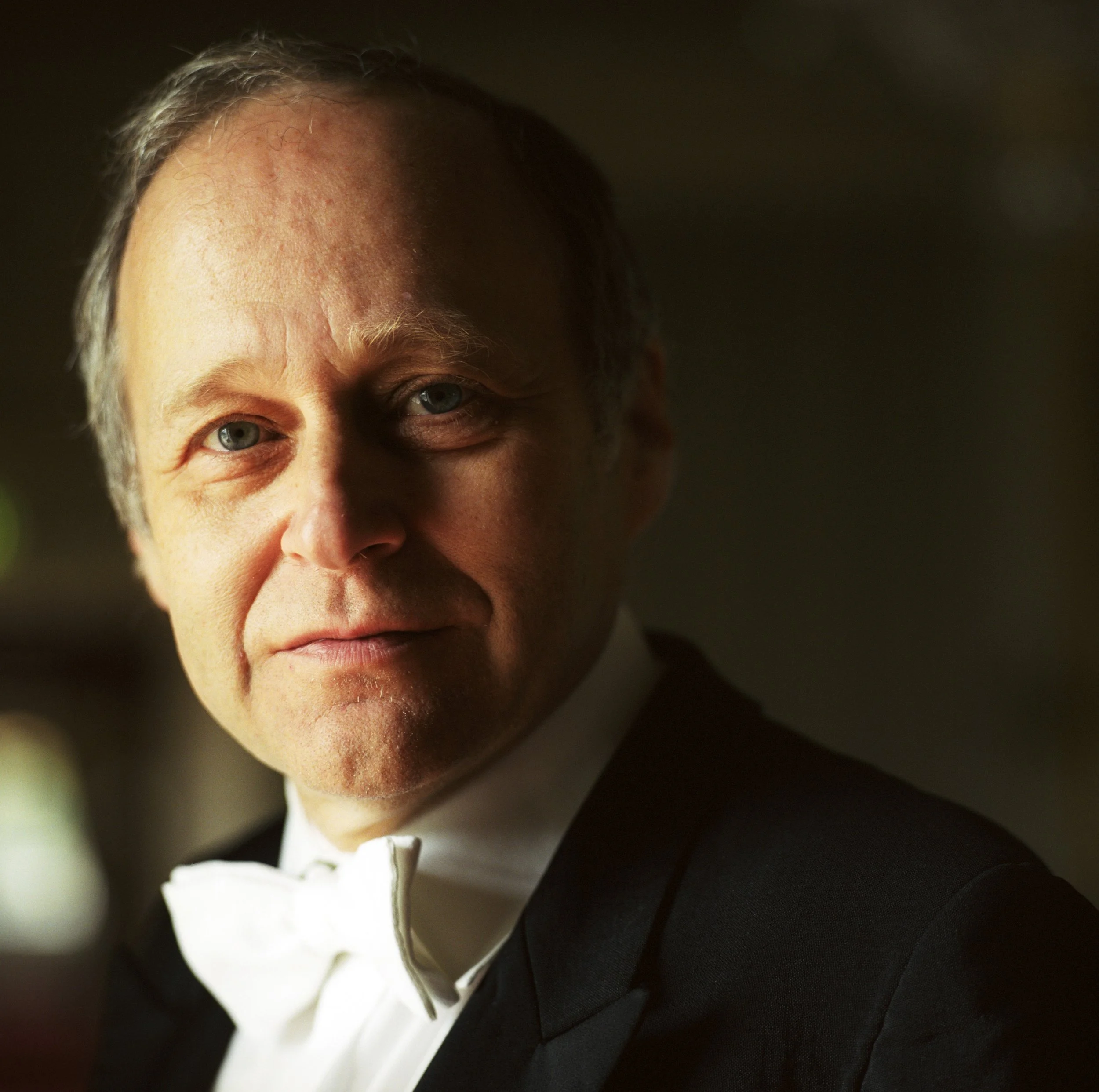   Neujahrskonzert   Fr., 1.1.2027, 19:30 Uhr Budapest, Palast der Künste MÜPA    Joseph Haydn: Die Schöpfung    ADAM FISCHER   Dirigent 