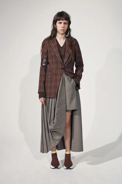 00008-MM6-maison-margiela-new-york-pre-fall-2019.jpg