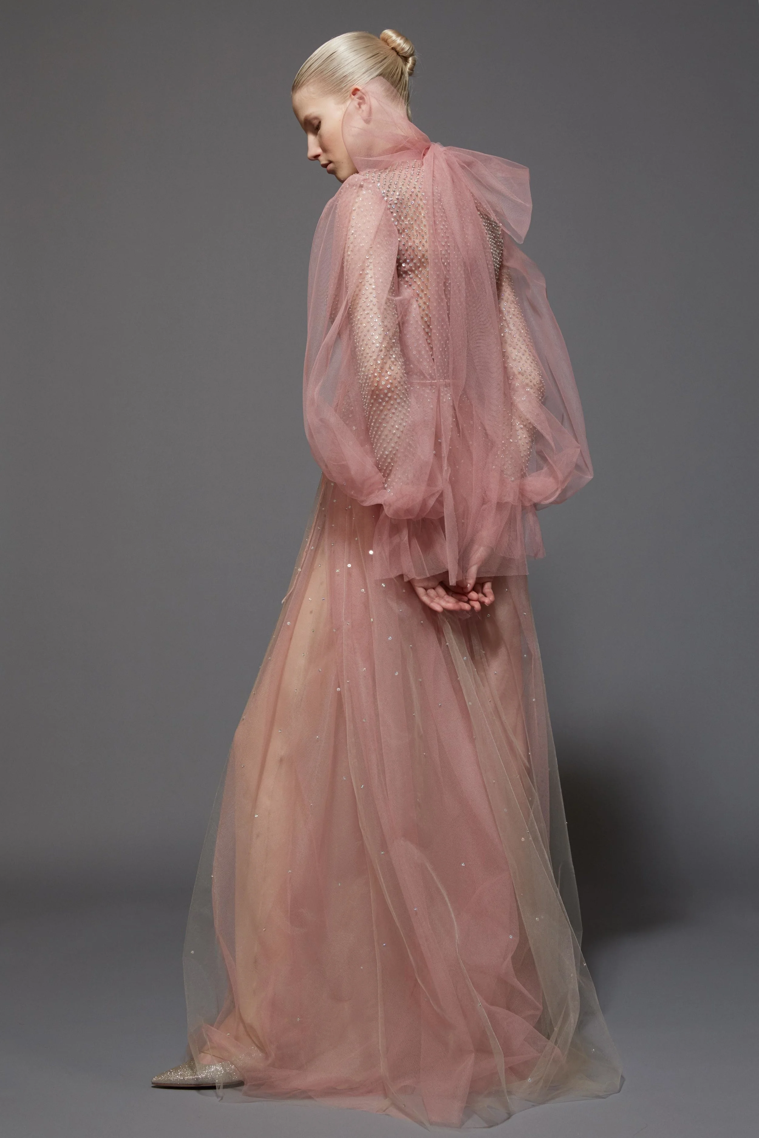 00002-reem-acra-New-york-pre-fall-19.jpg