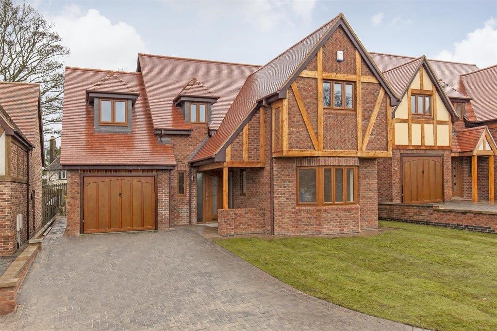 AN A-ROCK DEVELOPMENT OF 3 LARGE FAMILY HOMES ON HADY HILL