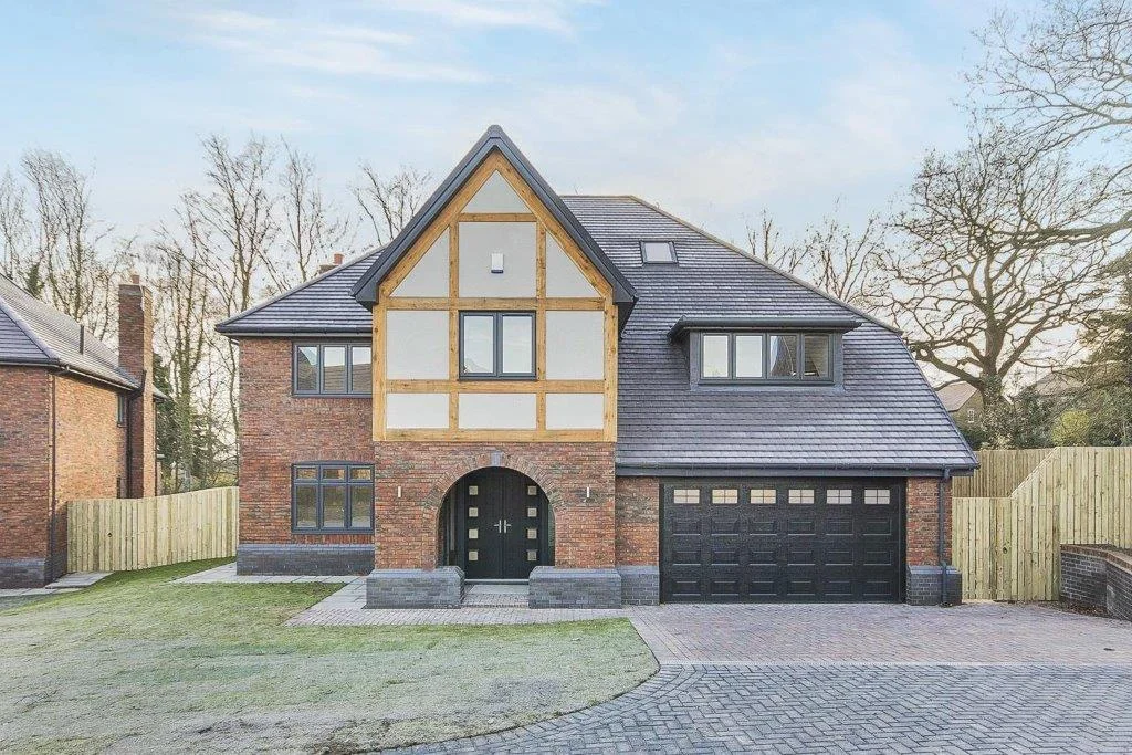 Completed Developments — 01246 297000