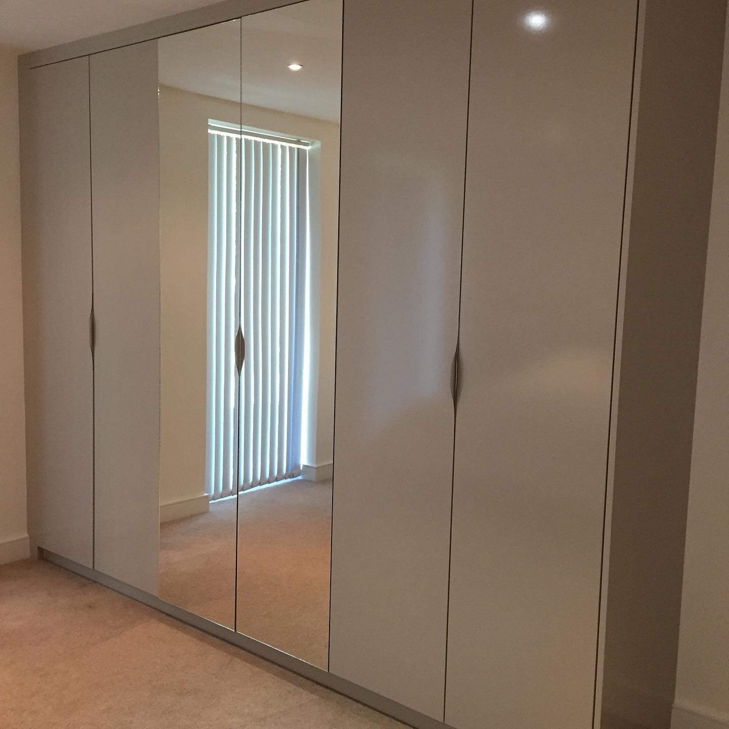 Beautiful fitted wardrobes recently designed, created and fitted by Ryan. A great storage solution for the client with lots of draws and space. #fittedwardrobes #bespokejoinery #chesterfield