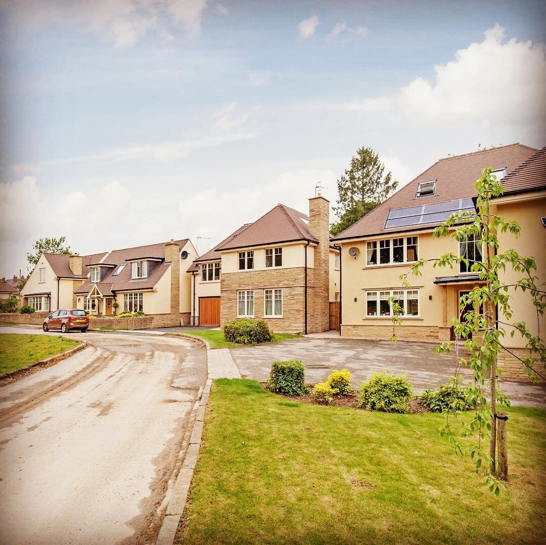 The Willows - an A-Rock Construction development of 7 individually design, luxury family homes in Chesterfield. #newbuild #chesterfield #construction
