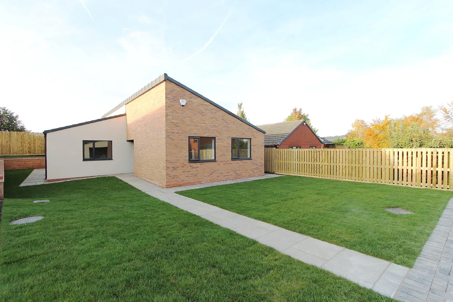  AN A-ROCK DEVELOPMENT OF 2 MODERN BUNGALOWS IN DUNSTON, CHESTERFIELD 