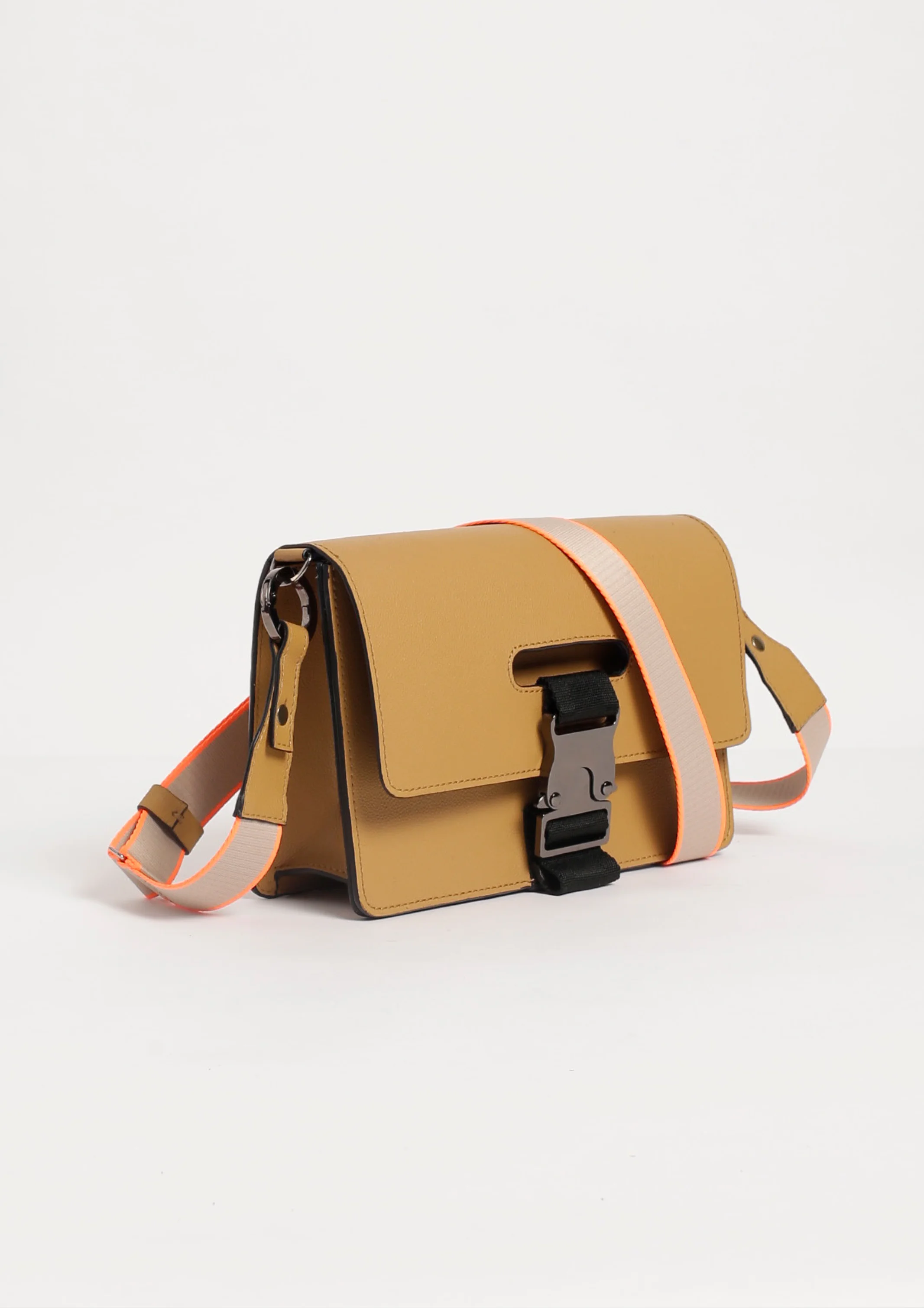 brown003.jpg