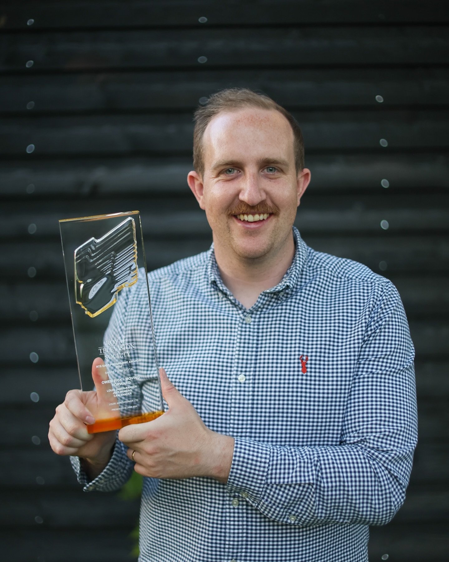 On Friday this happened. Super stoked to receive my first award! 🏆🎉🥂

I was deeply honoured to accept an award for Owen Pick&rsquo;s &lsquo;Moving Forward&rsquo; in the Short Form Digital category. A big shoutout to all the judges, sponsors, nomin