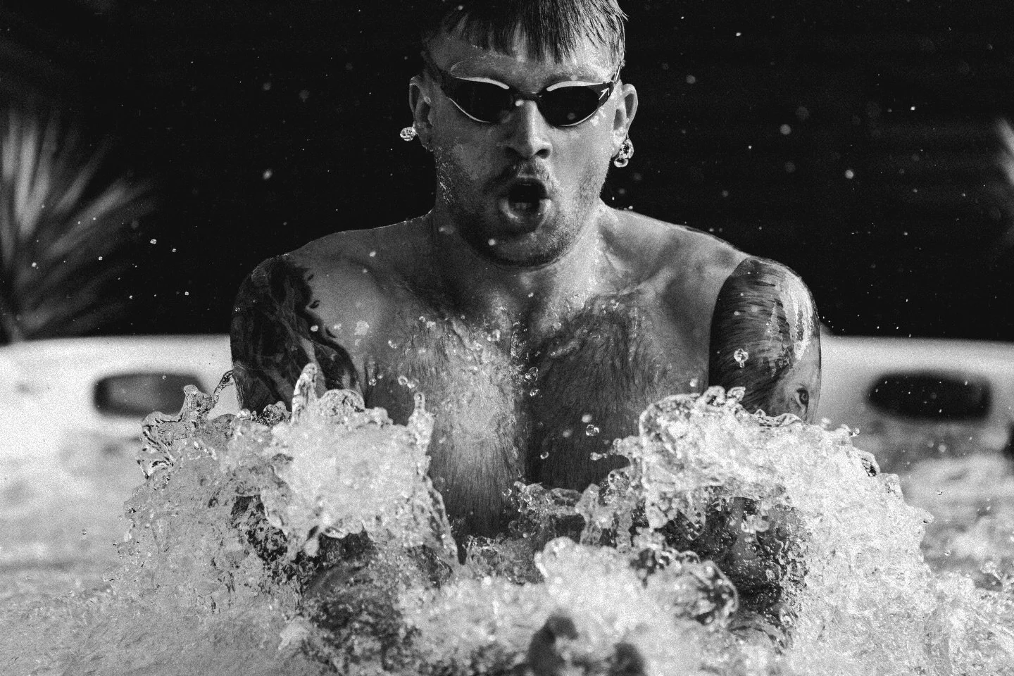 @adamramsaypeaty at Hot tub village in Suffolk. Shot for Jacuzzi alongside the video team. 

#sports #athlete