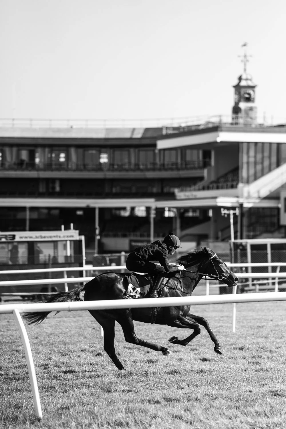 ©Louis James-Parker-00667.jpg