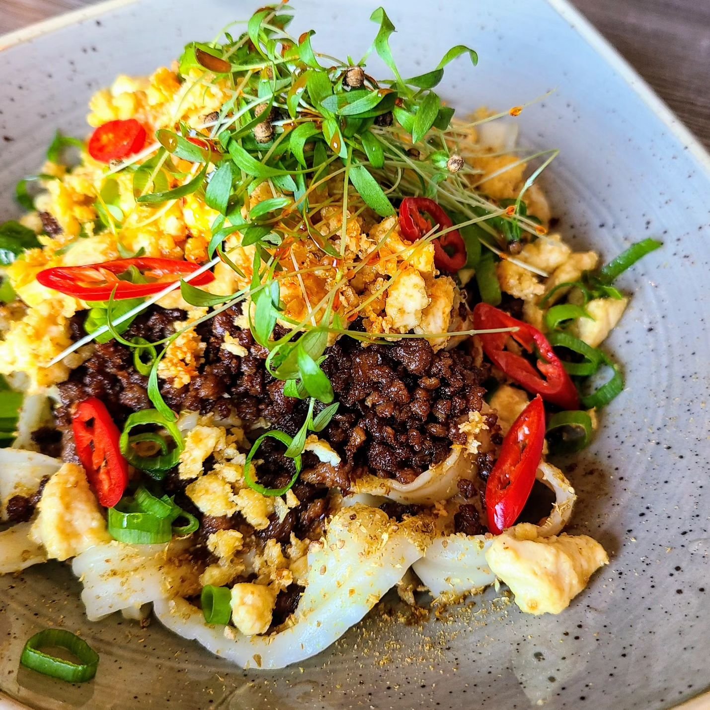 *New Noods* coming sooooon
Szechuan Cumin Noodles from the test kitchen.
That means it's your last week (or so) to get Char Kway Teow and other summer menu staples!

Late summer's lookin' saucy 🥢🥢🥢

#cuminnoodles
#Szechuan 
#biangbiang
#vegannoodl
