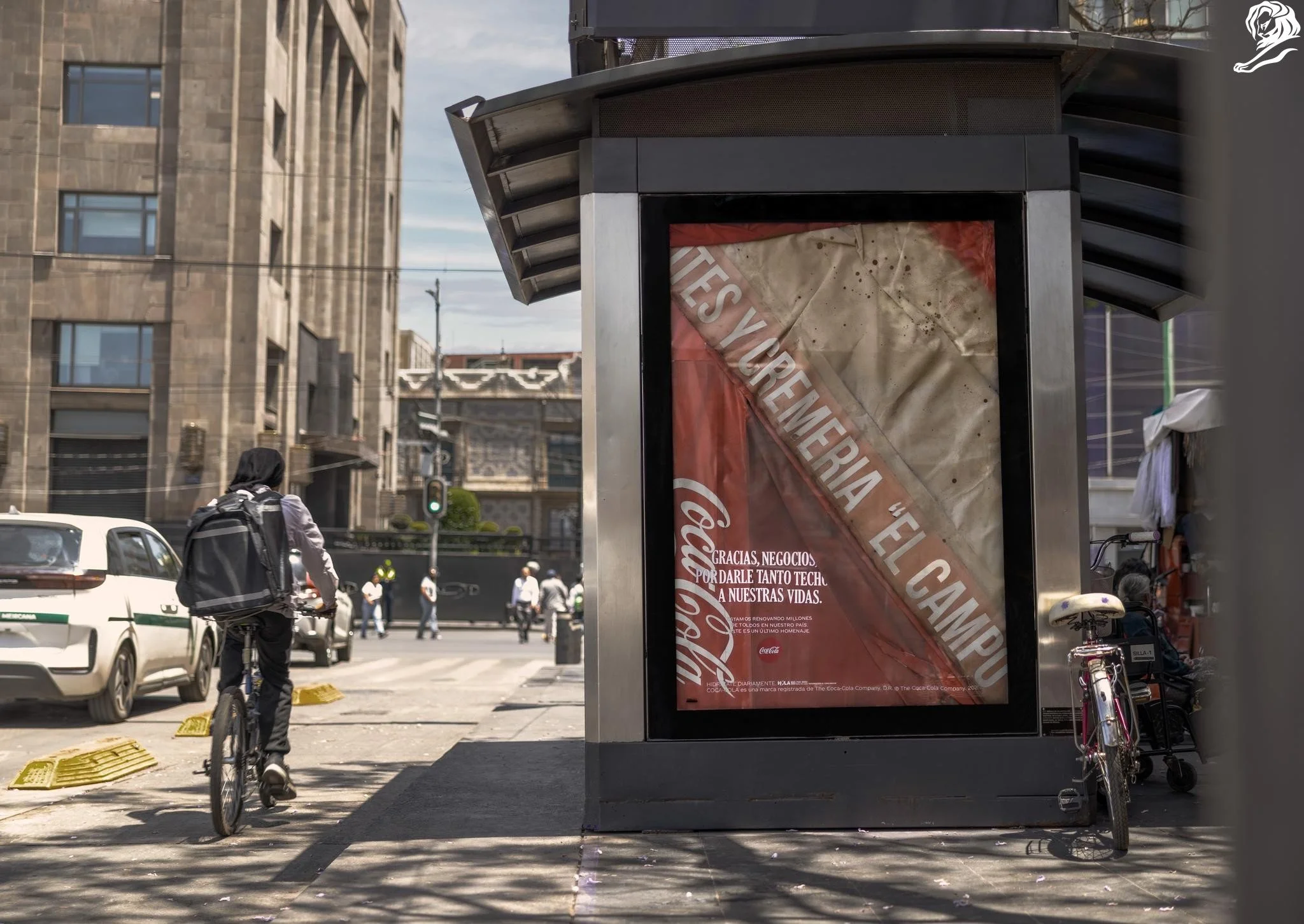 COCA-COLA - Shades of Red - DAVID - Cannes Lions 2025 (Supporting Images from The Work - 1828387-29755471).jpg
