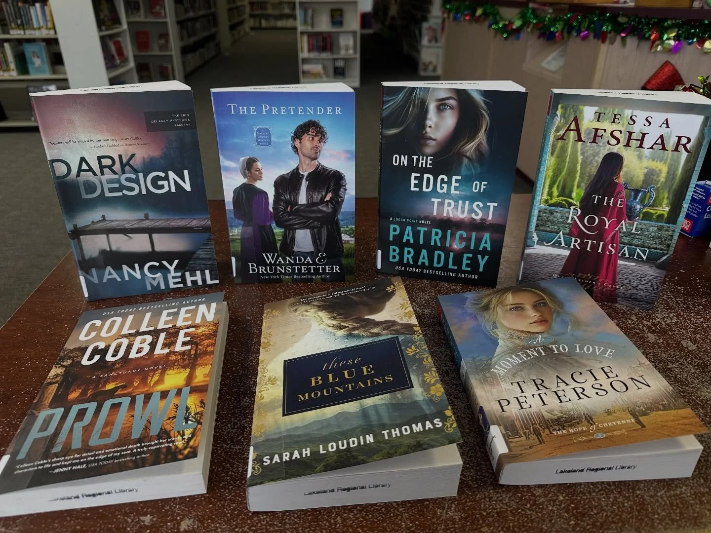 🧣✨ This weekend&rsquo;s forecast? Cold winds and warm stories!
Whether you&rsquo;re snuggling under a blanket alone or sharing a story together as a family, we&rsquo;ve got plenty of new books arriving on our New Books shelves today. Drop in and dis