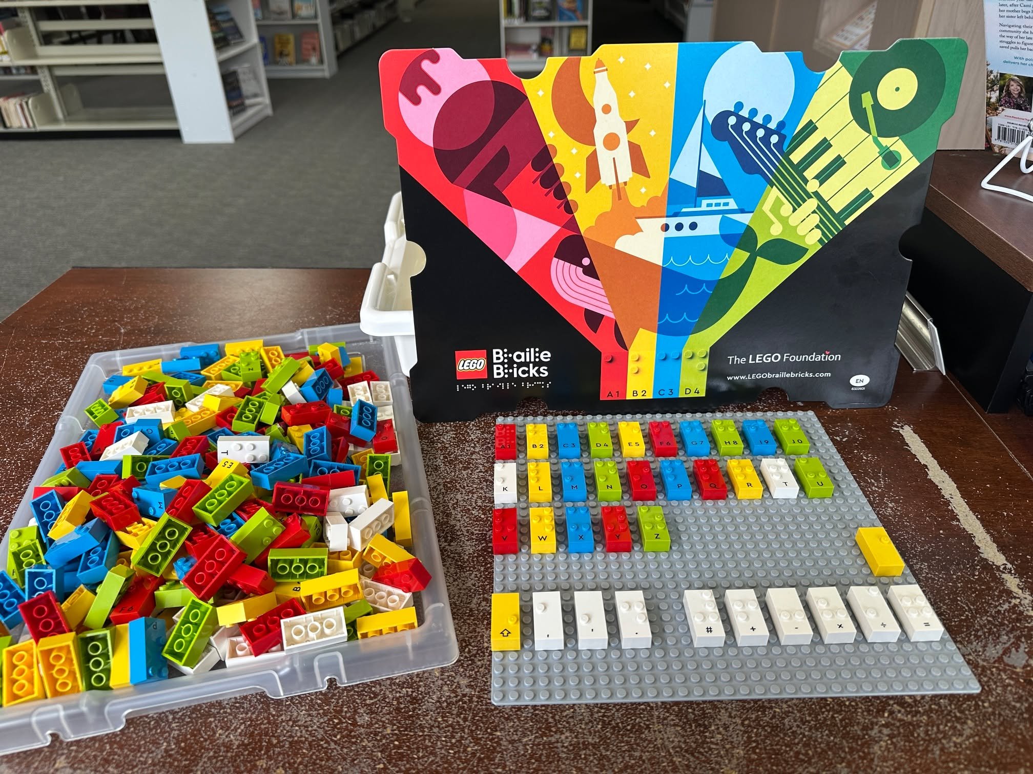 🟨📚 We're excited to introduce our newest literacy and numeracy learning resource&mdash;the LEGO&reg; Braille Bricks Kit!

We are incredibly grateful to have received this kit through CNIB, with the LEGO&reg; Braille Bricks generously provided by th