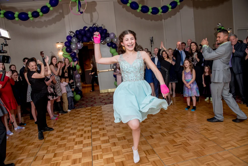 PARTY002.jpg