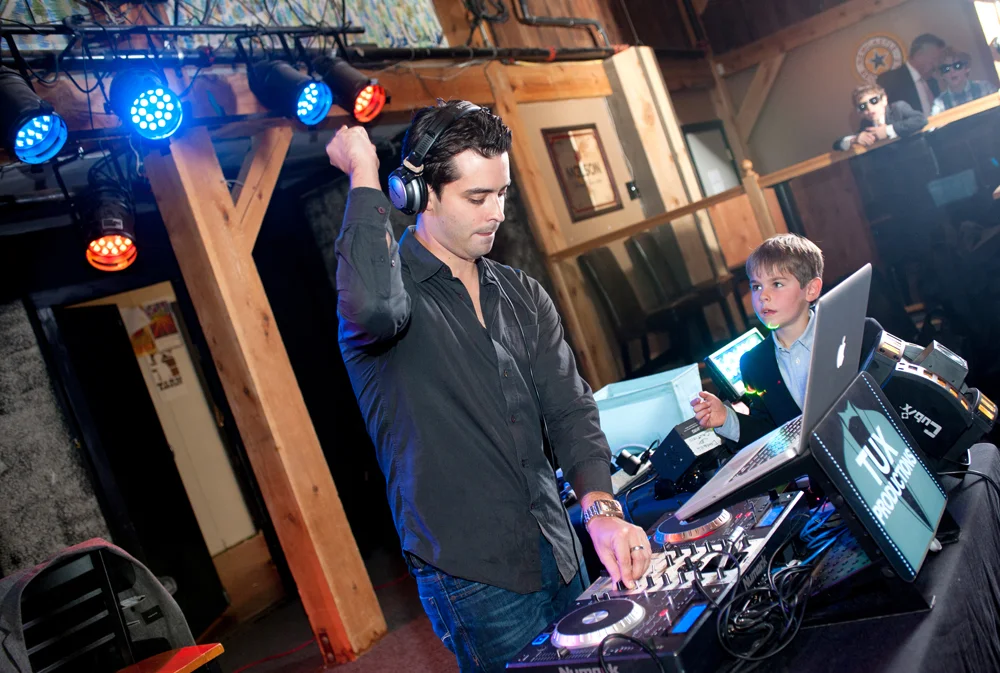 PARTY020.jpg