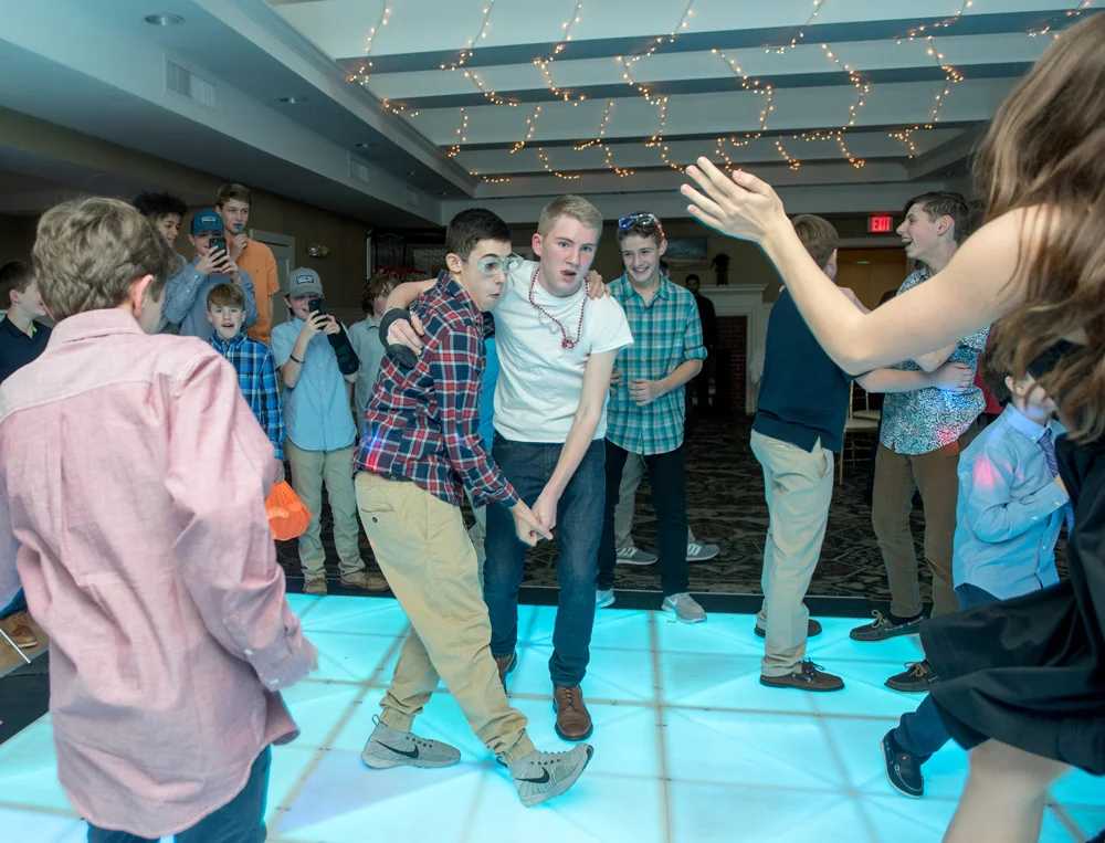PARTY024.jpg