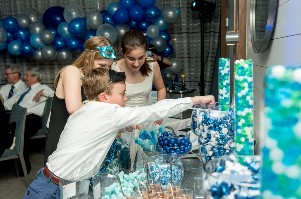 PARTY054.jpg