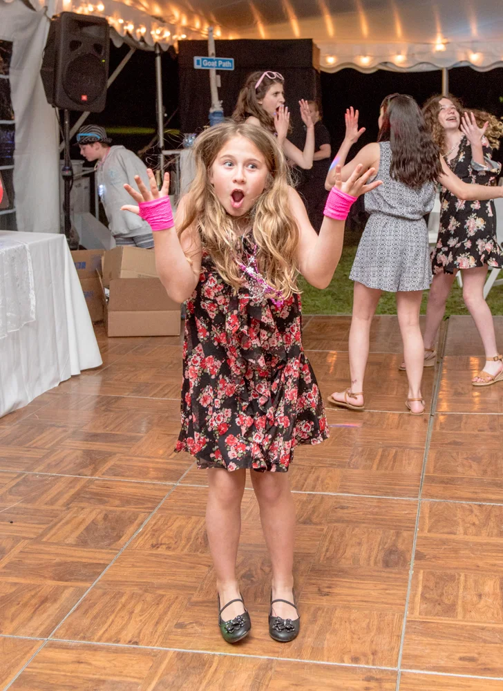 PARTY065.jpg