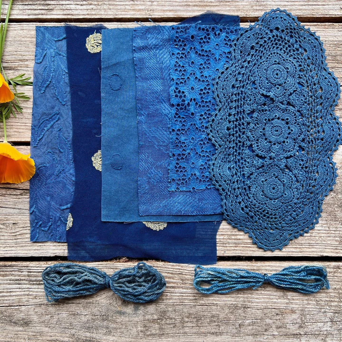 I've been busy dyeing, and I've listed some new #plantdyed fabric packs in my etsy store! (link in bio) 😊

All of these #upcycled textiles are sourced from secondhand clothing, vintage textiles, and salvaged upholstery fabrics. #prelovedclothing

Th