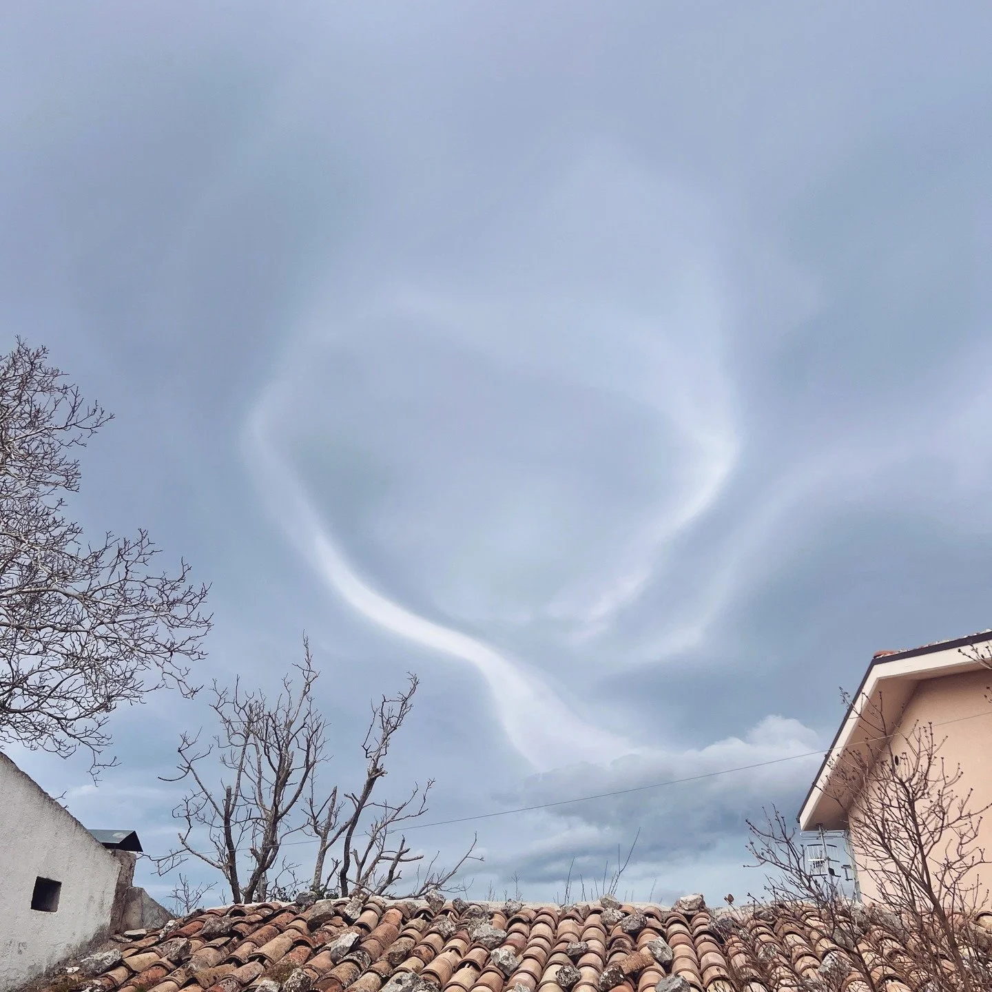 Swirl!
Casoli, Italy 2025

#cloudscapes