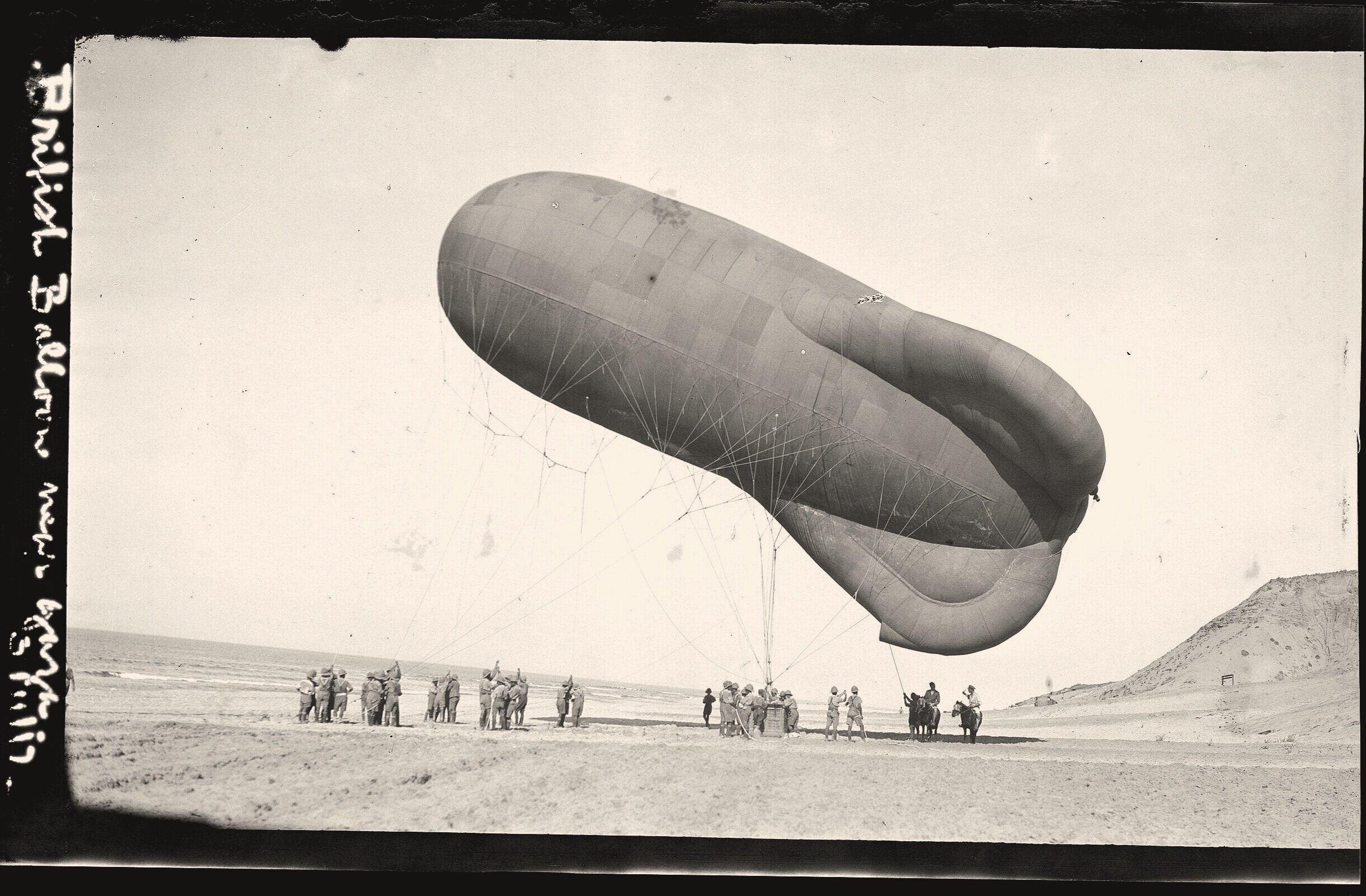 Launching an observation balloon 
