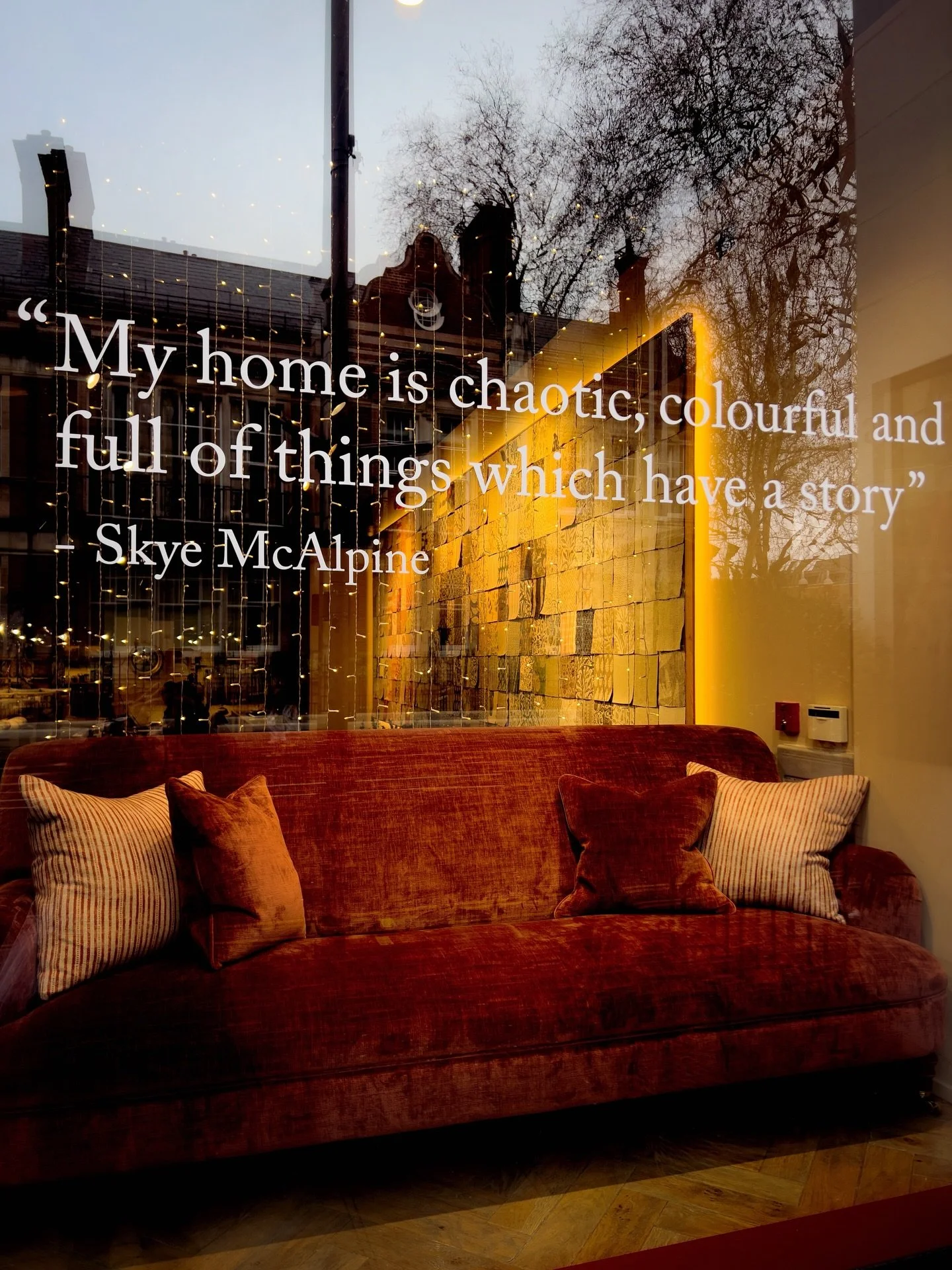 With the dreaded &lsquo;January Blues&rsquo; banished for another year&hellip; there is the tiniest hint of Spring in the air, but not much else.  Being a city girl,  I ventured down the Kings Road yesterday, looking for inspiration.  There usually i