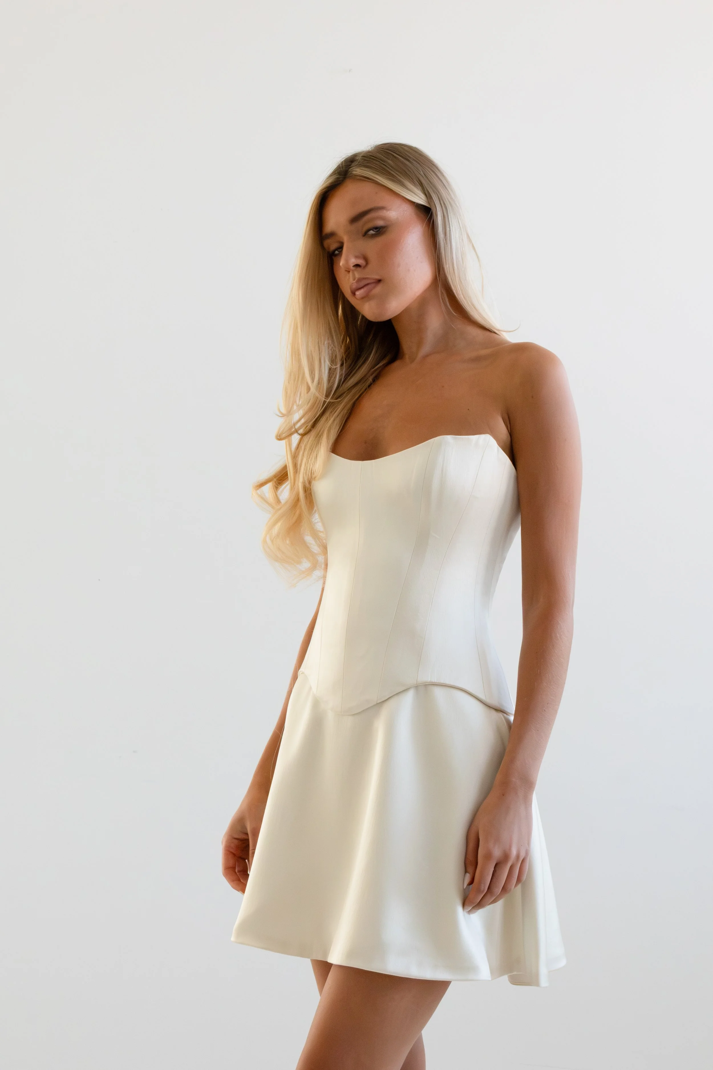 HALLIE-2.jpg