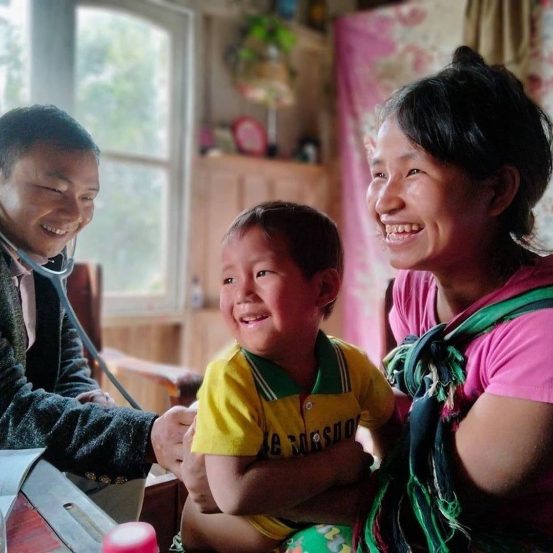 Sarah&rsquo;s Trust supports causes and countries that don&rsquo;t always make the headlines. Humanitarian Aid Relief Trust (HART) works with local partners in Myanmar to provide life-saving assistance to families displaced by conflict. 

Sam Mason, 