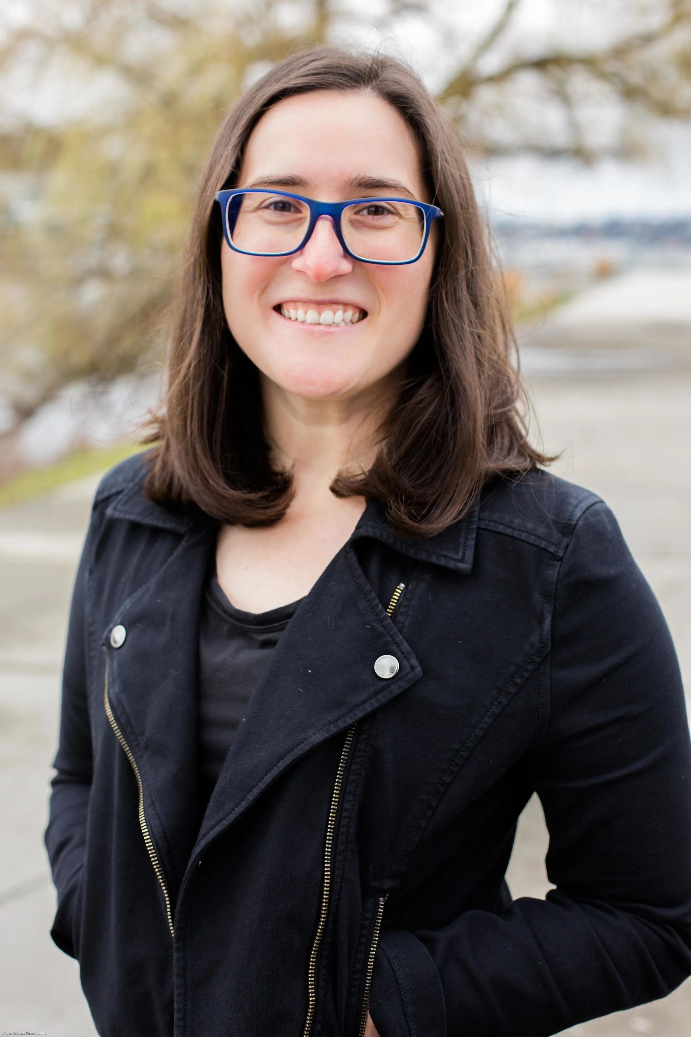 KateHeadshot-1.jpg
