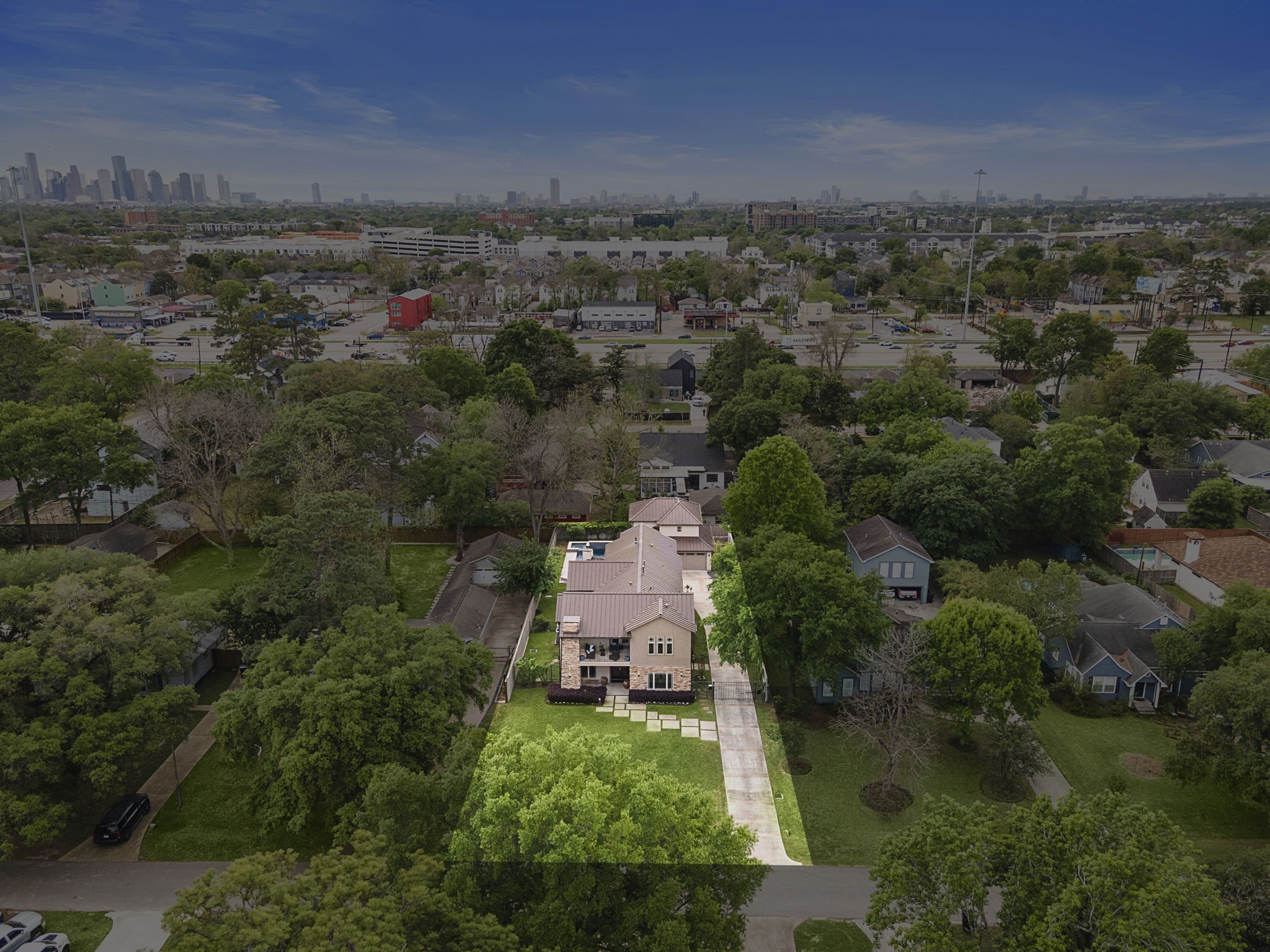 51-web-or-mls-W 31st St Aerial-25 - Highlight.jpg