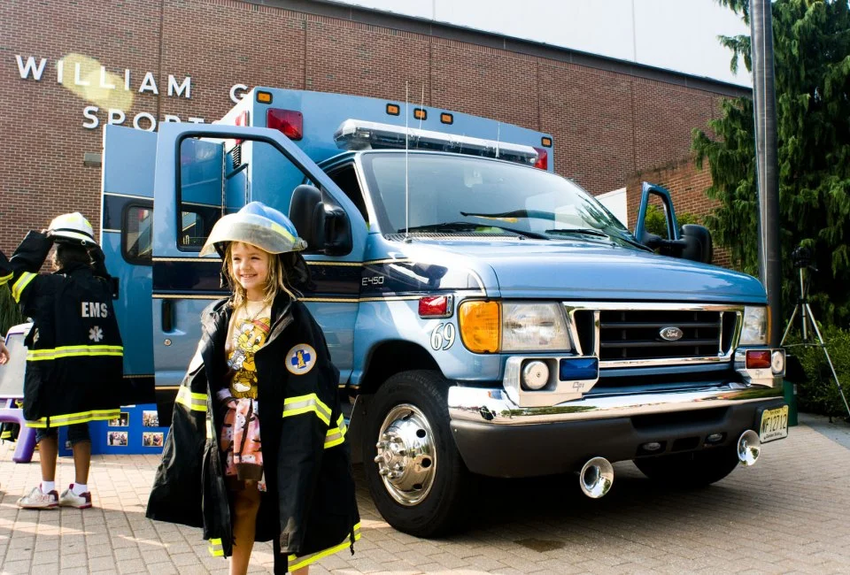 national_night_out_august09_ambulance_0.jpg