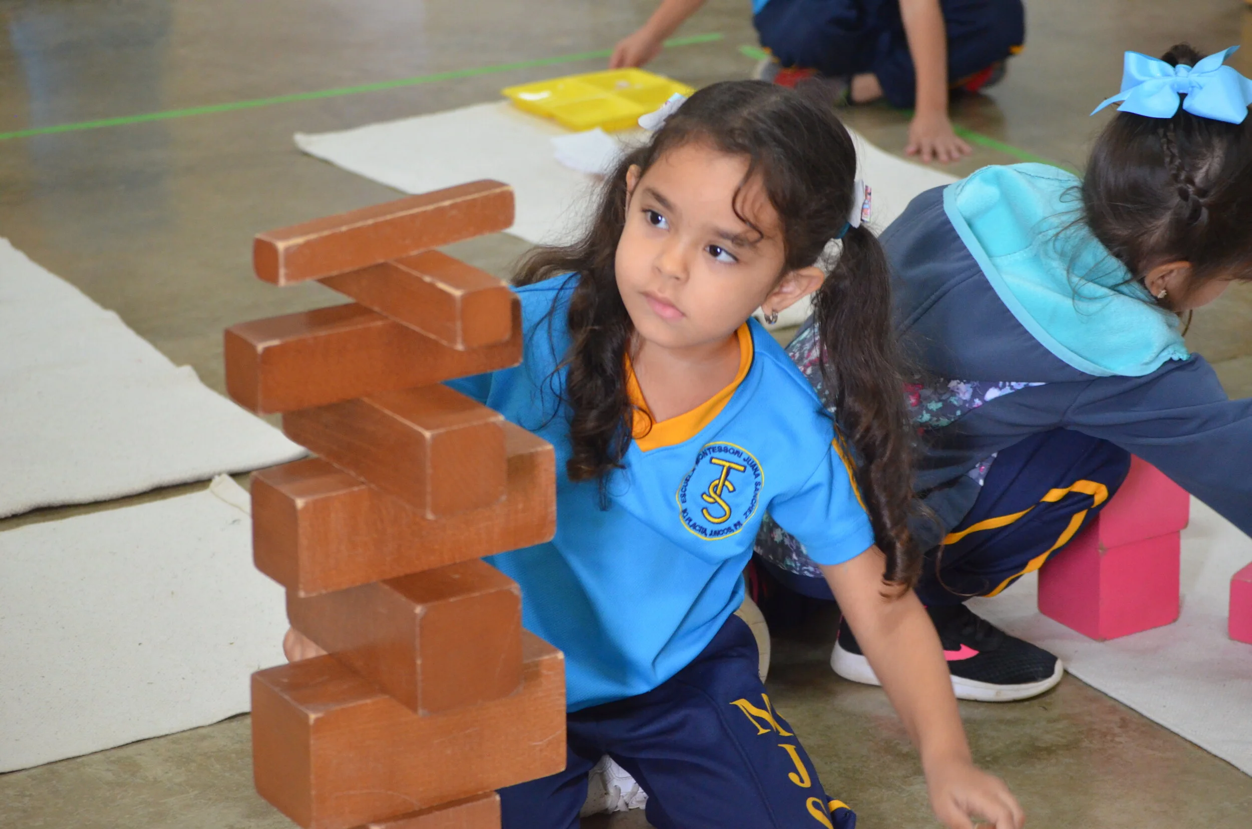 Fundación Felisa Rincón Gautier reconoce a Montessori Público Honró al proyecto por su servicio público.