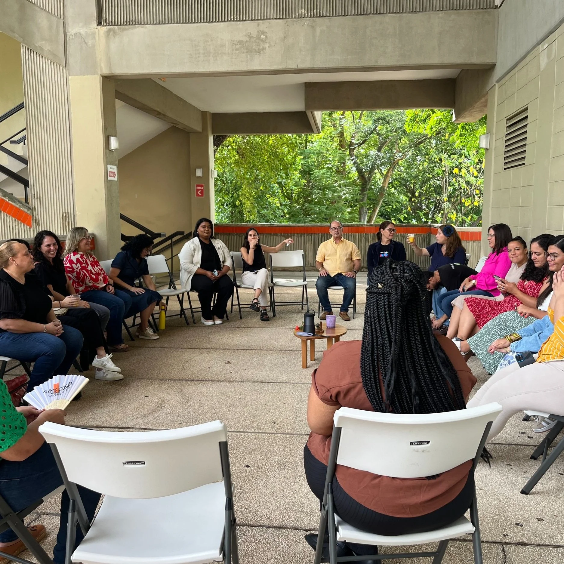 El colectivo del INE reafirma su compromiso con las escuelas públicas Montessori