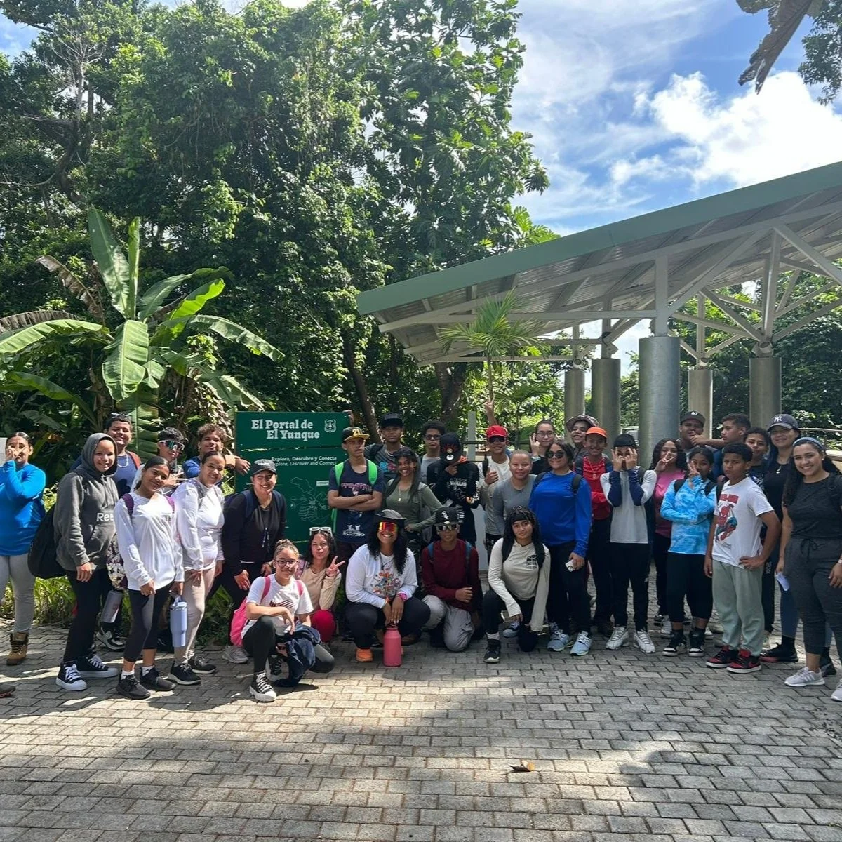 Amigos del Yunque Foundation receives students from Montessori public schools