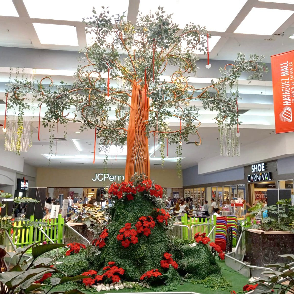 INE at Mayagüez Mall