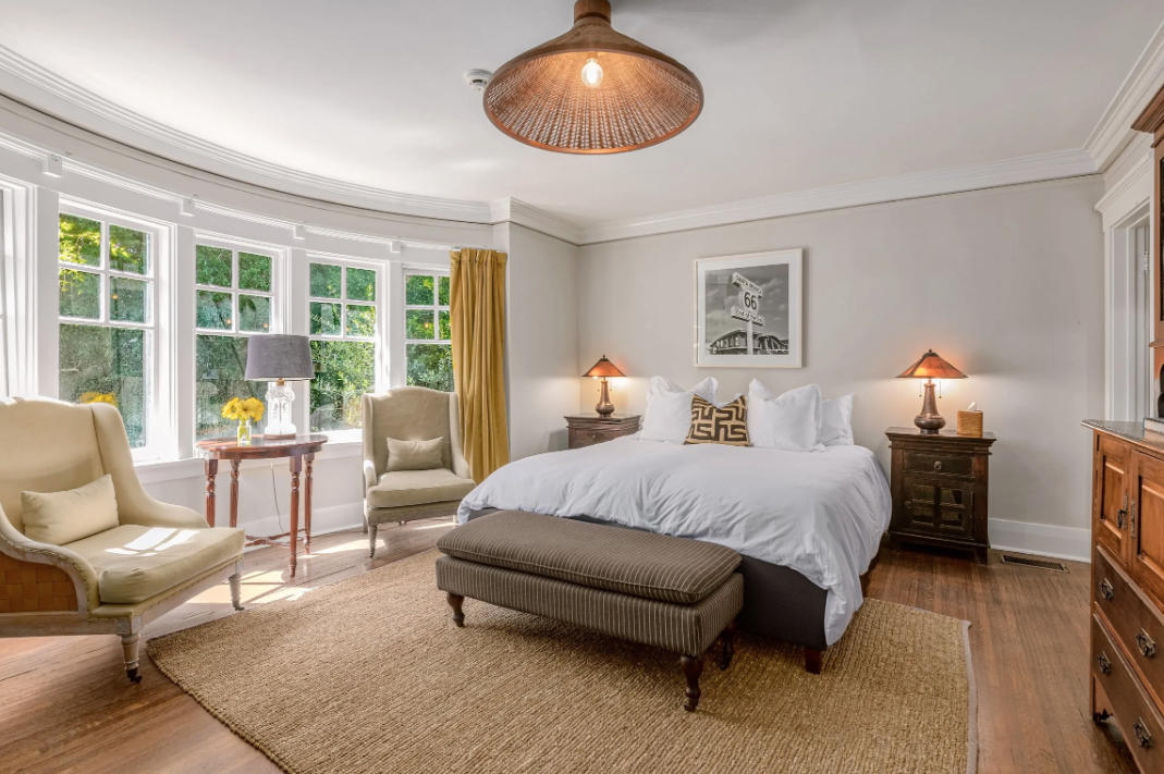 The Art of the Venice Beach Staycation