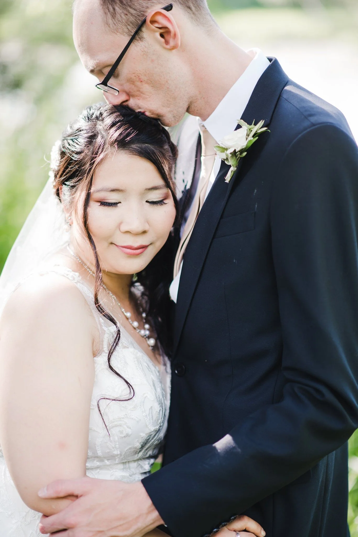 Weddings - MandiRae Photography - Winnipeg — Mandi Rae Photography