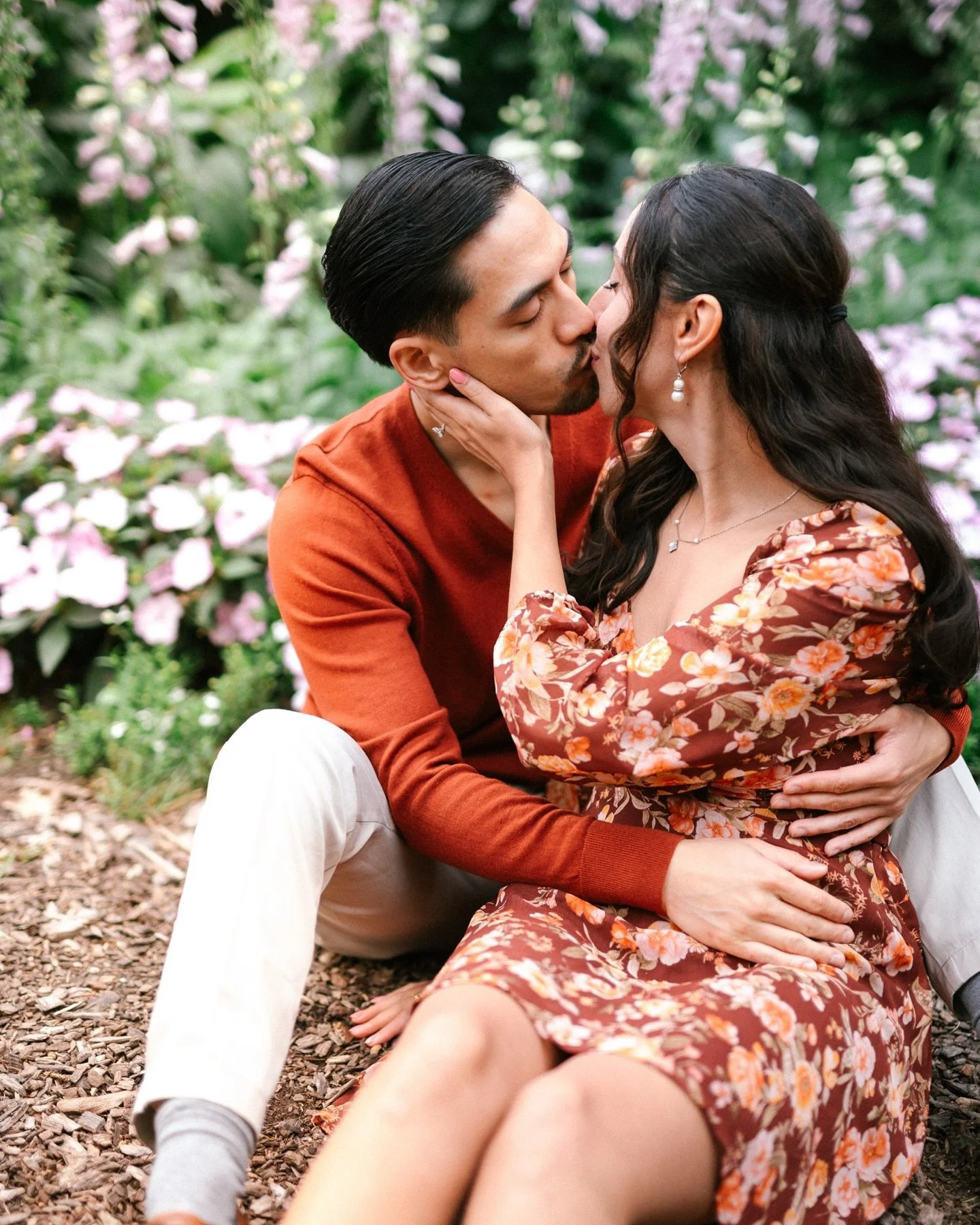 These two were so sweet together. The kind of love that&rsquo;s calm, gentle, and steady. You can just feel how soft their hearts are for each other. ✨💖