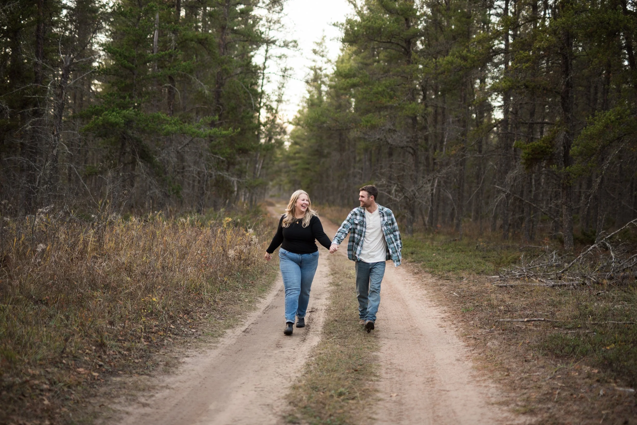 Courtney _Winnipeg Engagement  Photography_3483.jpg