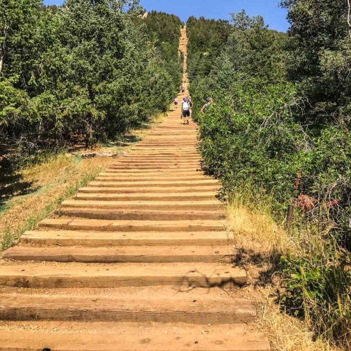 Manitou-Incline.jpg