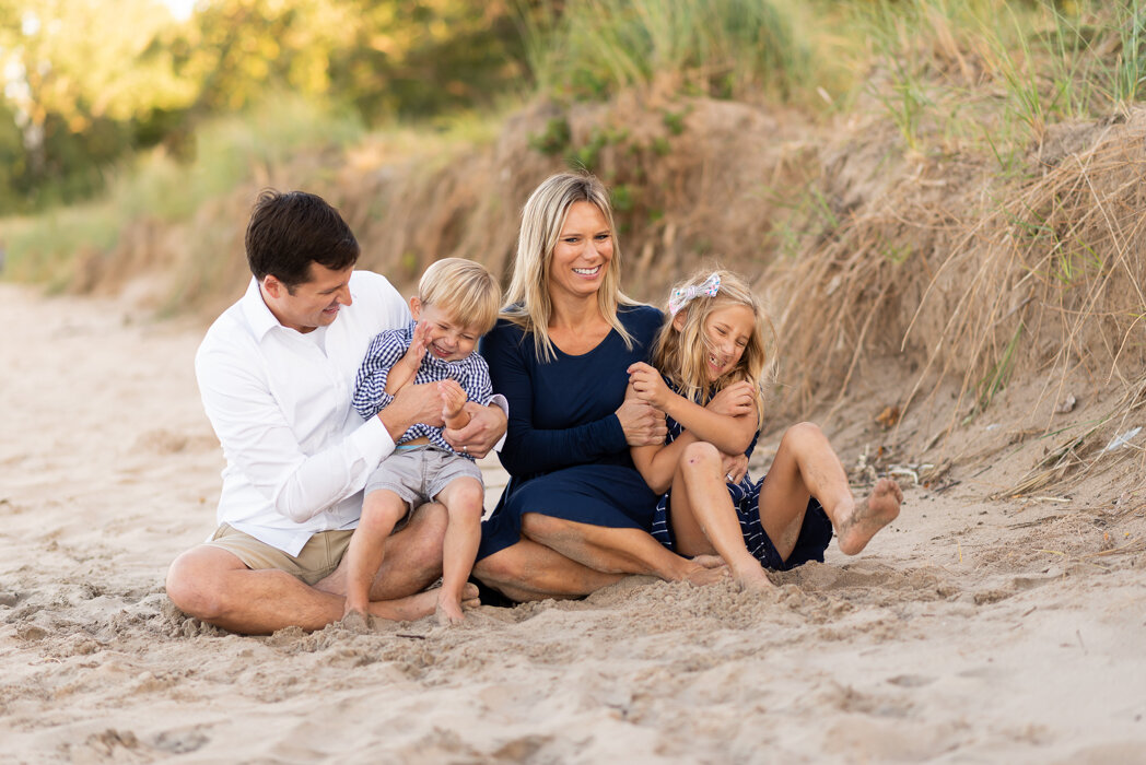 Evanston Family Photographer, Evanston Family Portrait, Gilson Beach Family Session, Evanston Family Session, Chicago Family Photographer (6 of 49).jpg